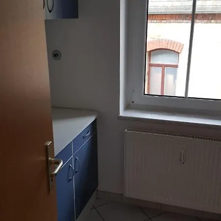 Schone 2 Zimmerwohnung Zwickau